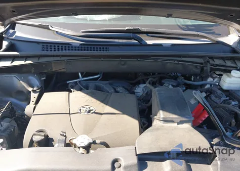 2018 Toyota Highlander Limited Platinum from USA, damaged, VIN 5TDDZRFH1JS915219